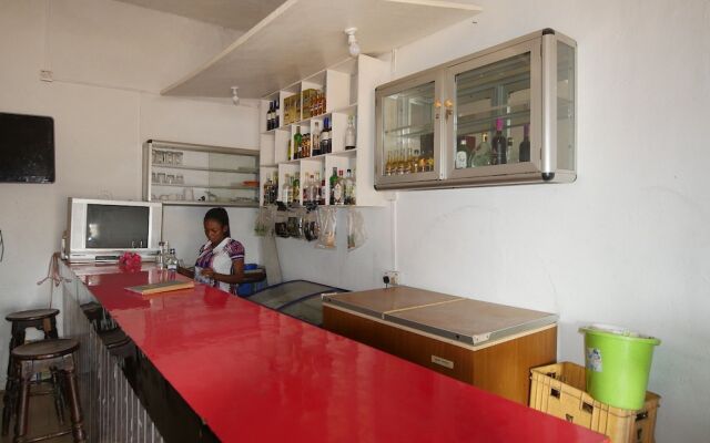 St. Sam Hotel Kamusi