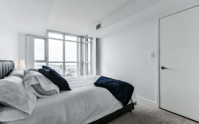 Iceboat Terrace Luxury Condos