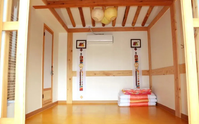 Hongranmiduk Hanok Guesthouse