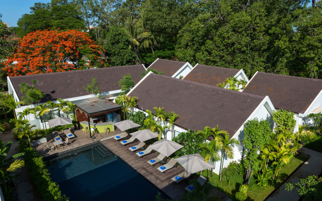Lynnaya Urban River Resort