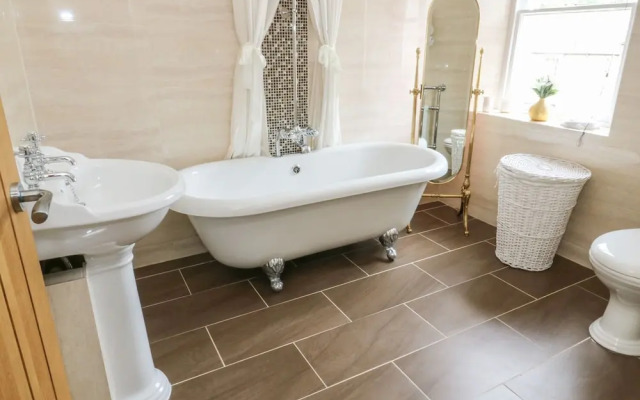 Daisy's Holiday Cottage