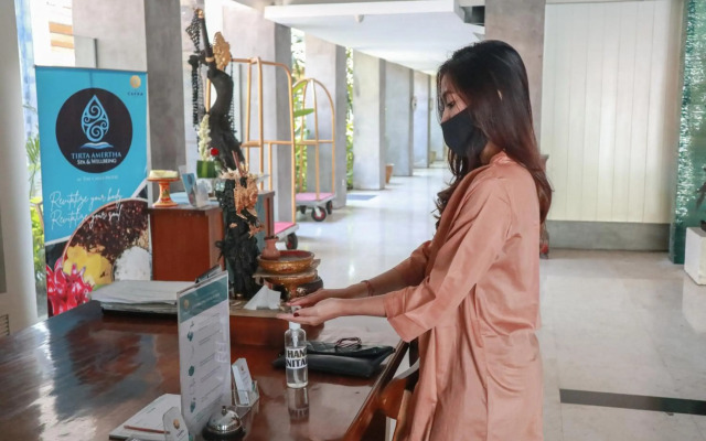 The Cakra Hotel