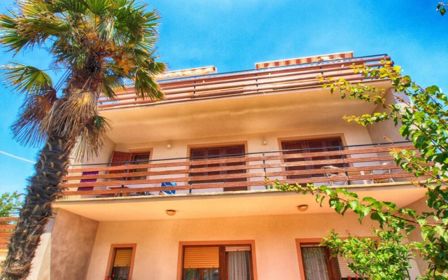 Apartment Desanka 668