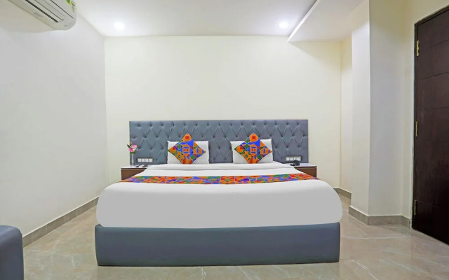 Fabhotel Rr Residency I