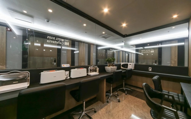 Changwon Bonggok-Dong Hotel Daon