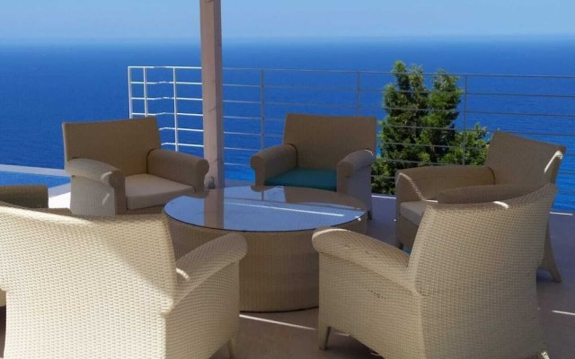 Okeanos Luxury Villas - Resort