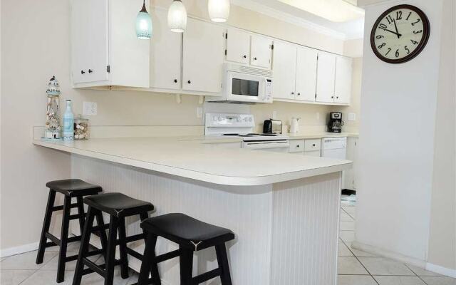 Regency Towers 1013 - Two Bedroom Condo