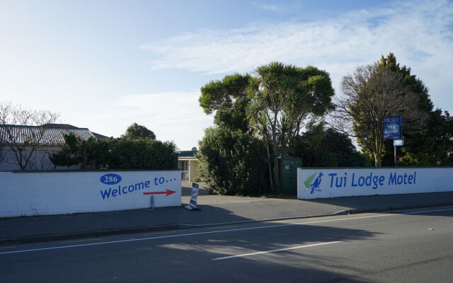 Tui Lodge Motel