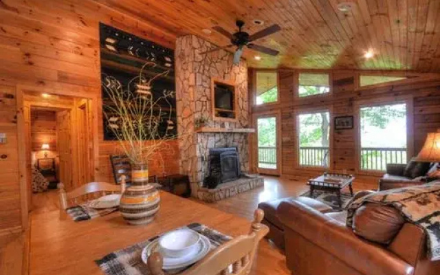 Dream Circle Cabin