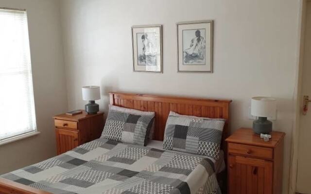 Peaceful House in the Winelands