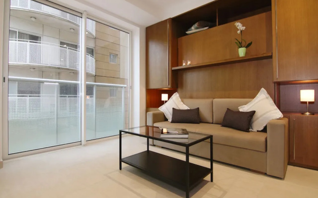 Bentley Holiday Apartments - West One