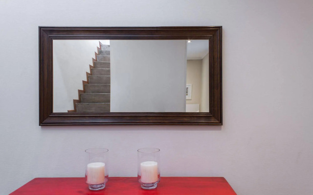 Lastarria Hotel & Aparts