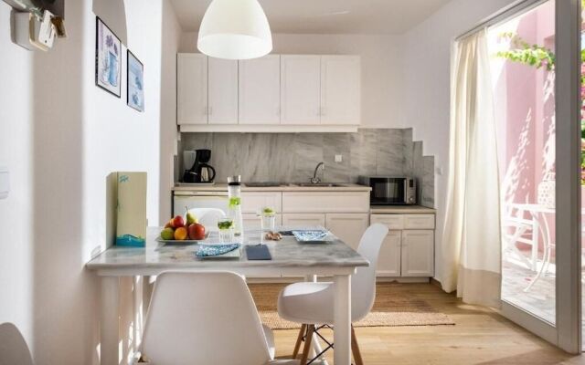 Talgo Apartments