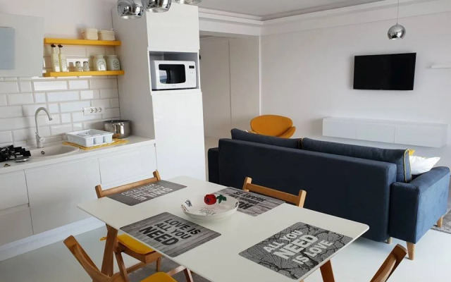 Wave 2 Promenada Apartments