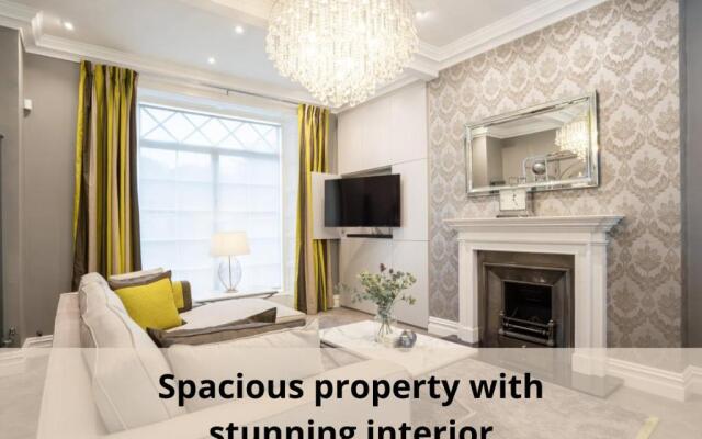 Wellington Square - By Luxury Apartments