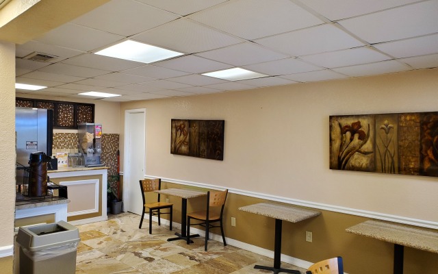 Super 8 By Wyndham Little Rock/North/Airport