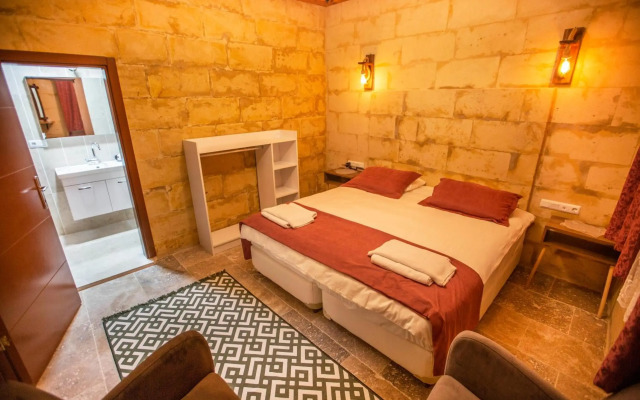 Capiedra Hotel