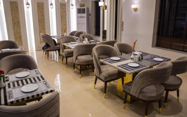 Hotel Royal 9