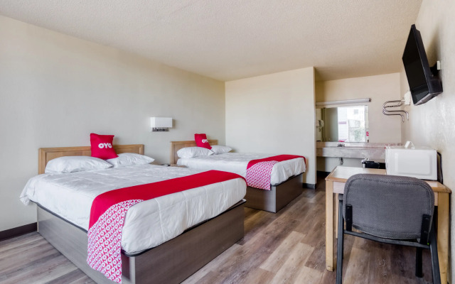 OYO Hotel Waco University Area/ I-35