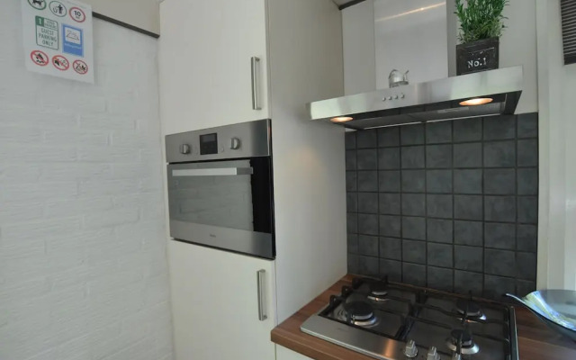Detached Holiday Home With Sauna, Large Garden