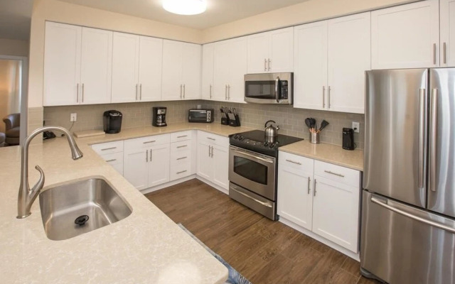 A208 Seaside Grandeur - 4 Br Condo