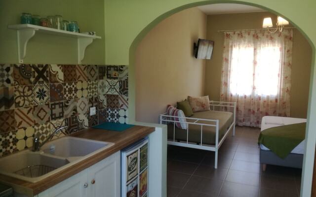 Kallisti Seaside Studios Skopelos