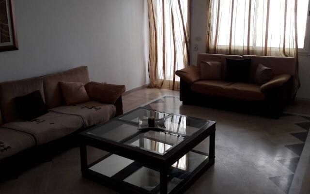 Rent Apartment F4 Richly Furnished In Tunis