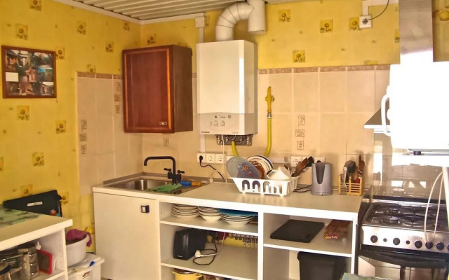 Mini Hotel Berdyanskaya 56