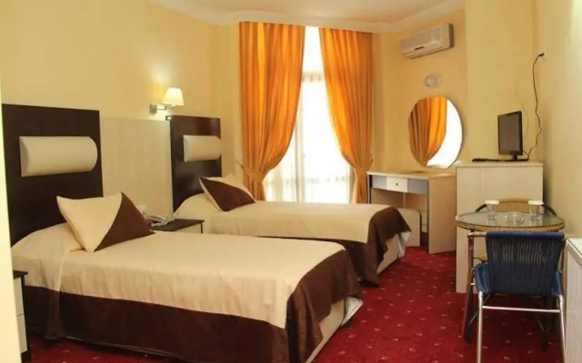 Afrodit Termal Hotel / Gure