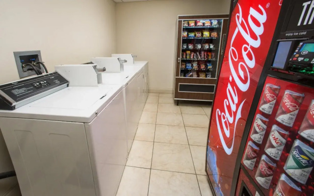 Northfield Inn, Suites & Conference Center