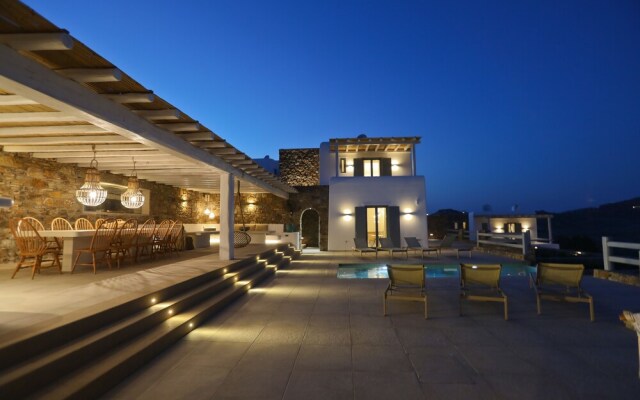 Villa Moonflower