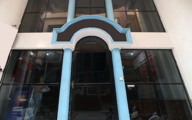 Oyo 35965 Kishore Castle