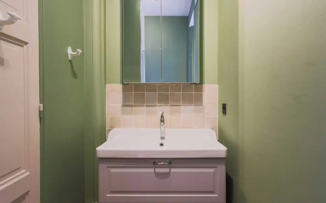 Cosy Modern Studio -2p- Moulin Rouge