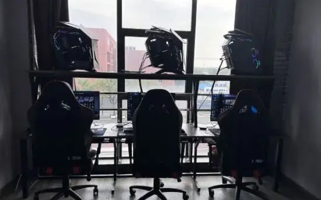 Asin E-sports Hotel (Shanghai Jinshan East Jiao Park)