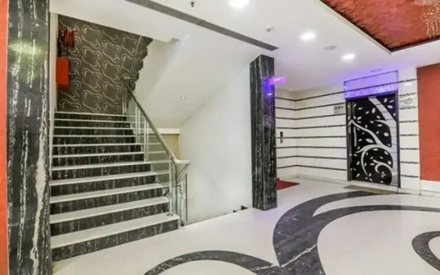 Fabhotel Singh Suites
