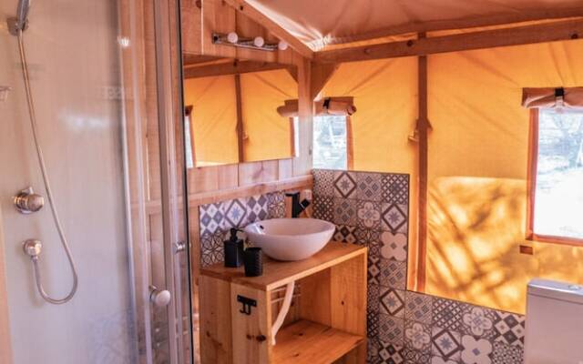 Safari Tent With Private Pool in Albufeira