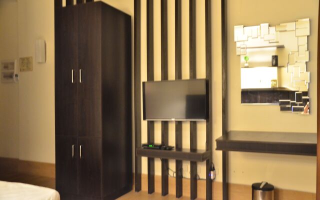 Oriental Zen Suites