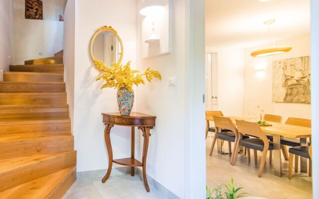 Completely Renovated Traditional Istrian Stone House Villa Bale-valle
