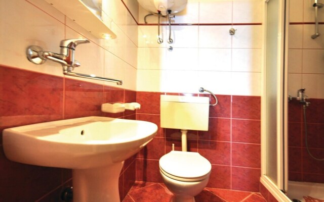 Stunning Home in Lokva Rogoznica With 5 Bedrooms, Wifi and Outdoor Swimming Pool