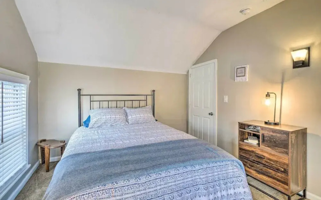 Walk to Parks & Dining: Cozy Canandaigua Home!