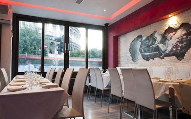 Royal Art Café