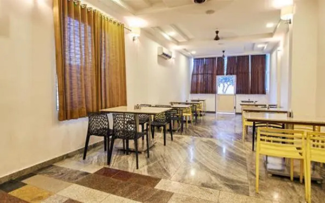 The SSLR Hotel