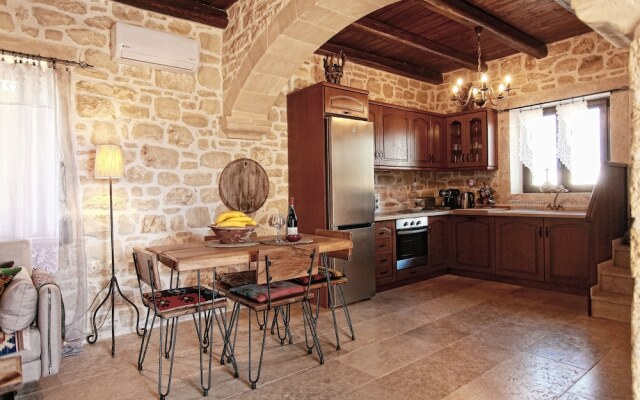 Villa with private pool near the beach