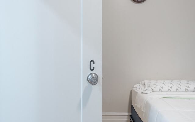 Cozy Private BR in the heart of Plateau