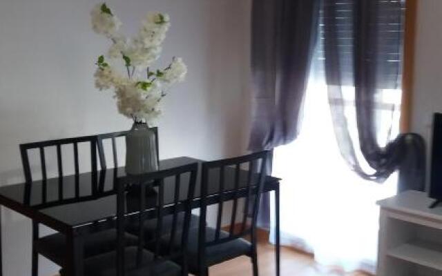 Apartamento Novo com Piscina Olhão