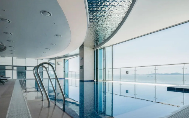 Wave M Hotel West