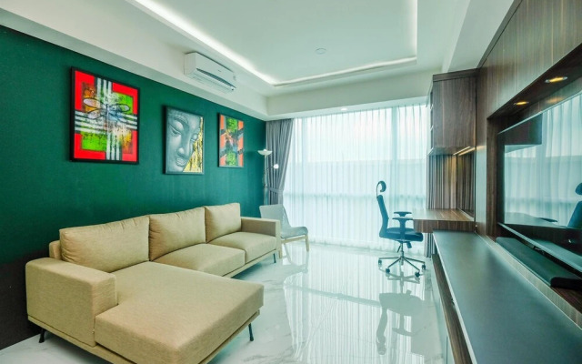 Stunning And Strategic 2Br Kemang Village Apartment