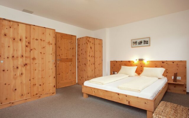 Plush Farmhouse in Ramsau im Zillertal near Ski Area