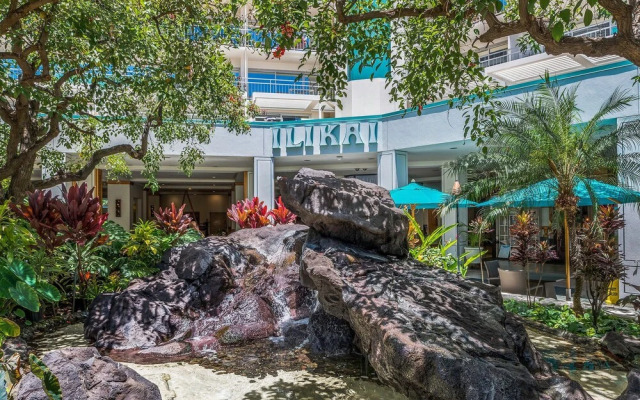 Ilima Suite at The Ilikai Short Walk to Beach!