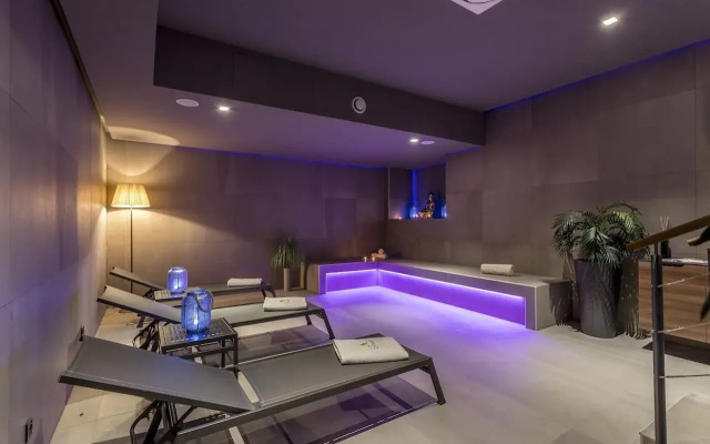 Cornaro Hotel